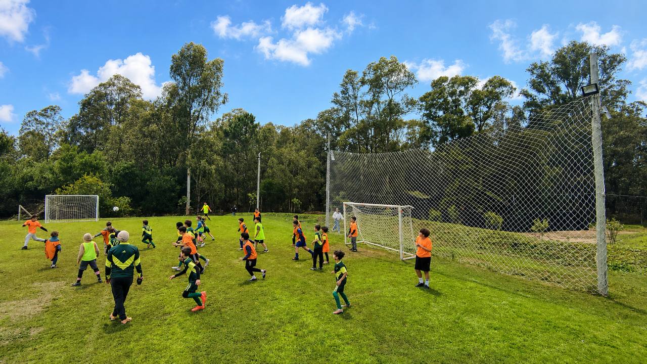 Cover Image for Fútbol infantil: volver a jugar